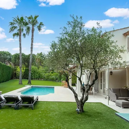 Modern With Private Pool Villa *
