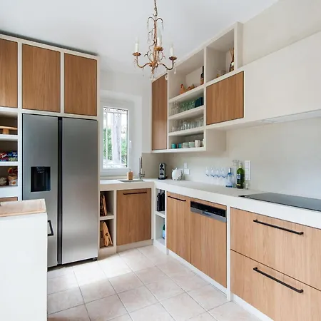 Modern With Private Pool Vila *